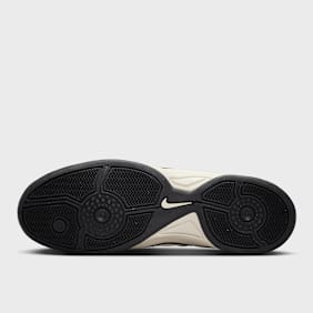 Nike   Total 90 SP beige