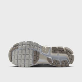Nike Zoom Vomero 5 weiß