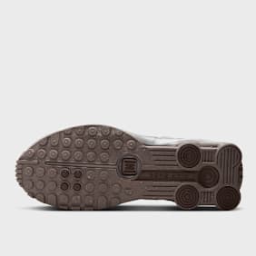 Nike Shox R4 black/black seaweed gris