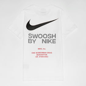 Nike   Sportswear Athletic Regular Tee blanc