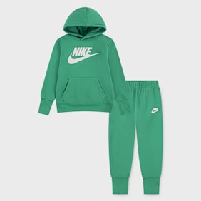Nike Sustainable Pullover Set grün