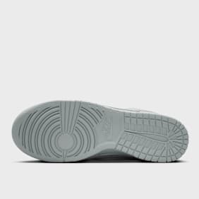 Nike Dunk Low Retro SE grau