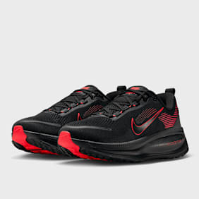 Nike Vomero 18 preto