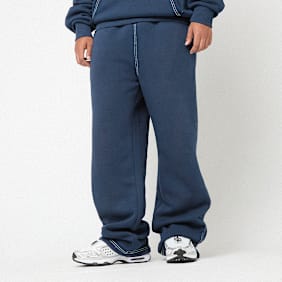 SNIPES Oversized Sweatpants plava