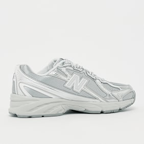 New Balance 740 silber