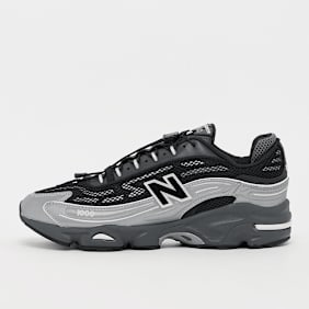 New Balance 1000 zwart