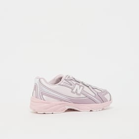 New Balance 740 rose