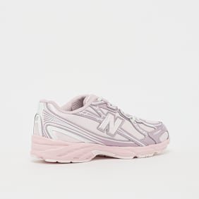 New Balance 740 rose