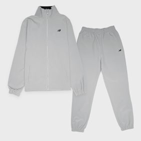 New Balance Quarter Zip Funnel & Jogger Set grigio