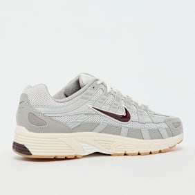 Nike   P-6000 siva