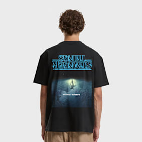 Mister Tee Stranger Things Upside Down Loose Tee zwart