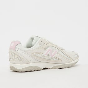 New Balance 204L beige