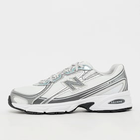 New Balance 740 blanco