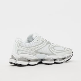 New Balance 20004 wit