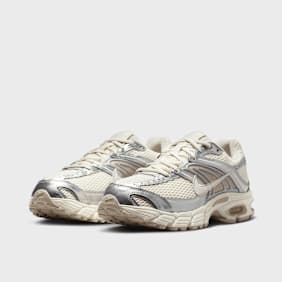 Nike   Air Max Moto 2K beige