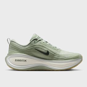 Nike   Vomero Plus grün