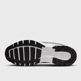 Nike   P-6000 argent