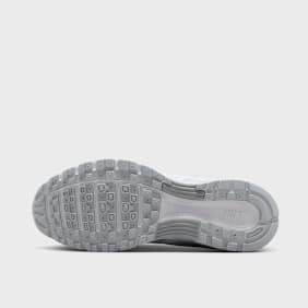 Nike   P-6000 wit