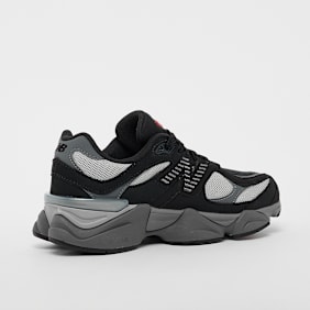 New Balance 9060 (GS) crna