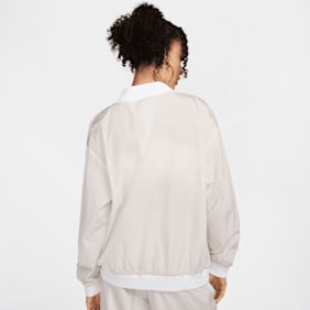 Nike   Sportswear Essential Woven UV Longsleeve Vneck Crew beige