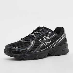 New Balance 740 preto