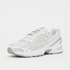 New Balance 740 wit