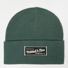 Mitchell & Ness Branded Patch Logo Beanie verde