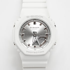 G-SHOCK GMA-P2100VA-7AER blanco