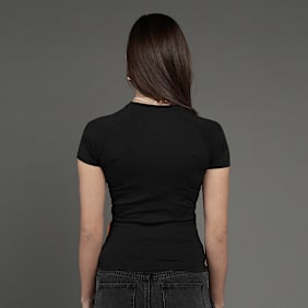 SNIPES Snipes Varsity Raglan Tight Tee zwart