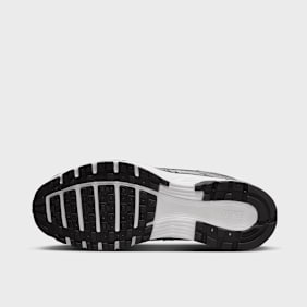 Nike   P-6000 argent