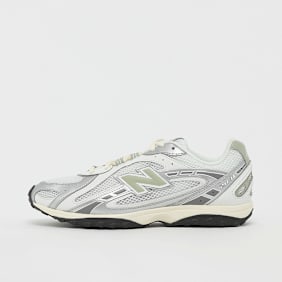 New Balance 204L grau
