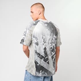 Umbro Panelled Raglan Shirt grigio