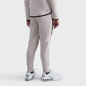 Nike   Sportswear Tech Fleece rosa