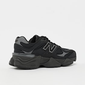 New Balance 9060 (GS) crna