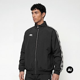 Umbro Relaxed Track Jacket schwarz