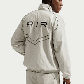 Nike   Air Windrunner Track Jacket beige