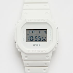 G-SHOCK DW-5600WW-7ER wit