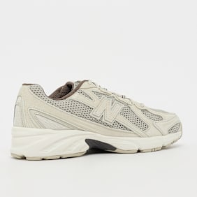 New Balance 740 beige