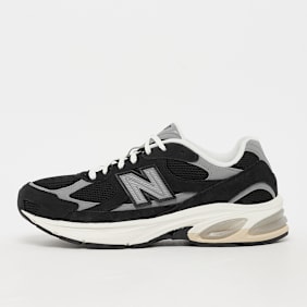 New Balance 2010 crna
