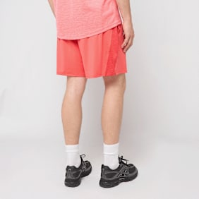 Under Armour Tech Vent 7in Shorts czerwony