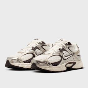 Nike V5 RNR beige