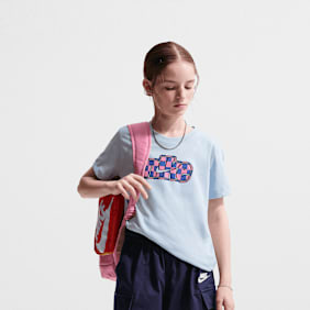Nike Sportswear Celebrate Tee blau