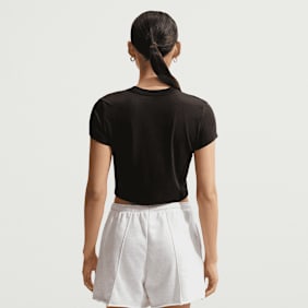 Nike   Sportswear Chill Knit Cropped T-Shirt negro