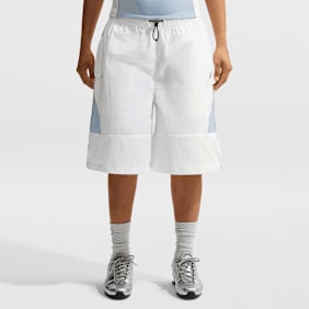 Nike   Sportswear Woven Shorts bianco