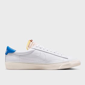 Nike   Tennis Classic AC wit