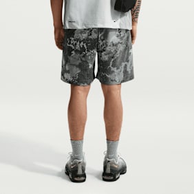 Nike Dri-FIT Tech Woven Short All Over Print grau