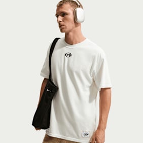 Nike   Sportswear "R9" T-Shirt beż