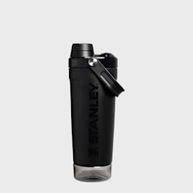 Stanley The Activate Shaker | 0,6L crna