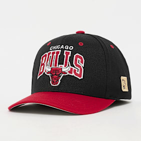 Mitchell & Ness Snapback Team Arch Classic Red NBA Chicago Bulls zwart