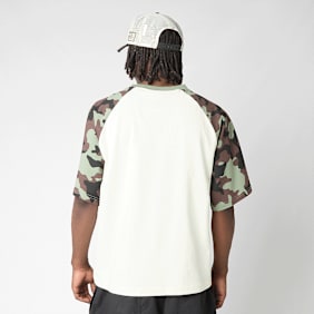 Karl Kani Sport College Boxy Raglan T-Shirt blanc